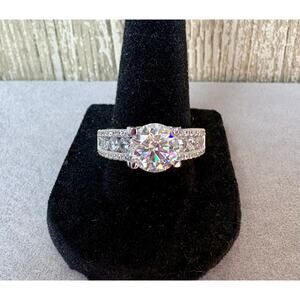 NEW 4ct. Moissanite in 75% 18k White Gold (AU750), Sz. 9